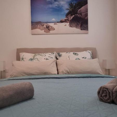 Deluxe Novalja Appartement Buitenkant foto