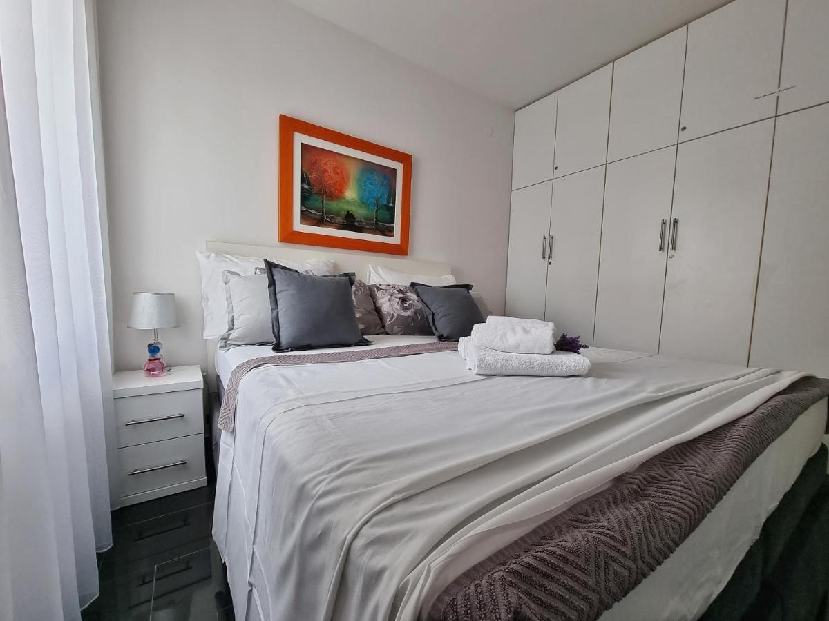 Deluxe Novalja Appartement Buitenkant foto