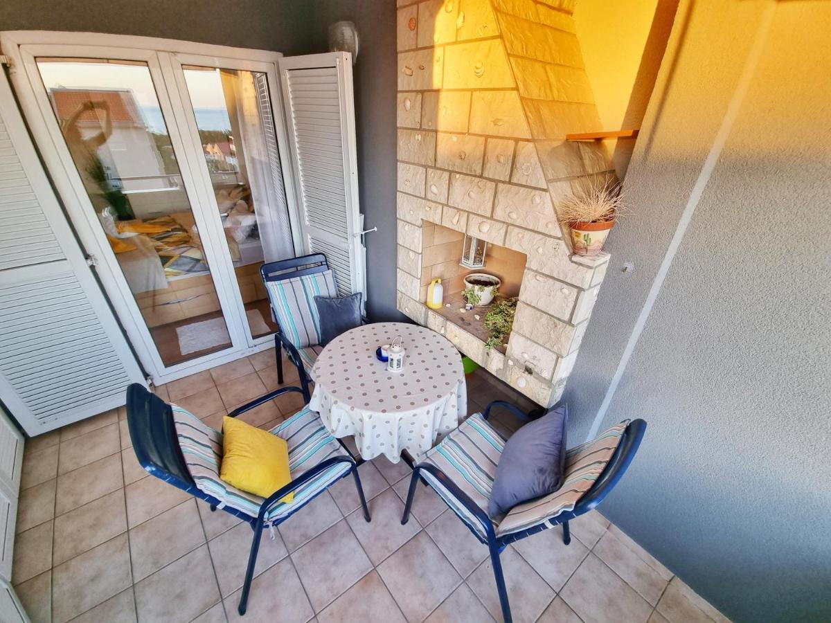 Deluxe Novalja Appartement Buitenkant foto