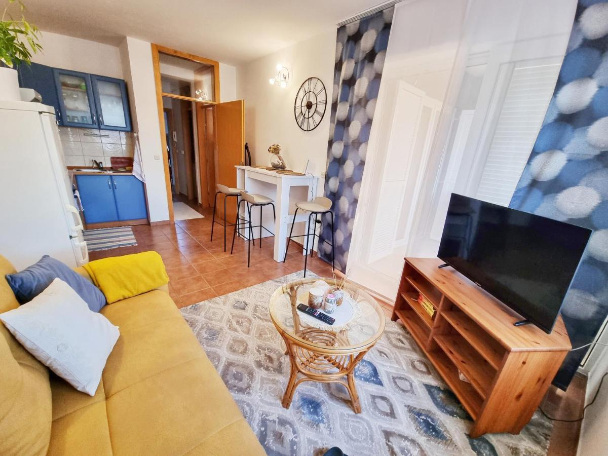 Deluxe Novalja Appartement Buitenkant foto