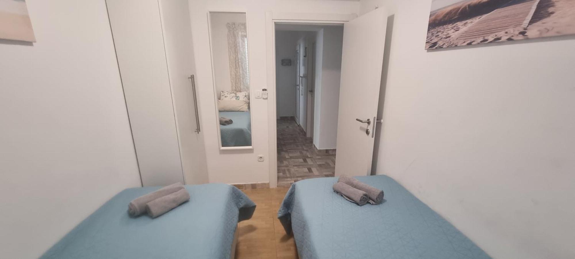 Deluxe Novalja Appartement Buitenkant foto